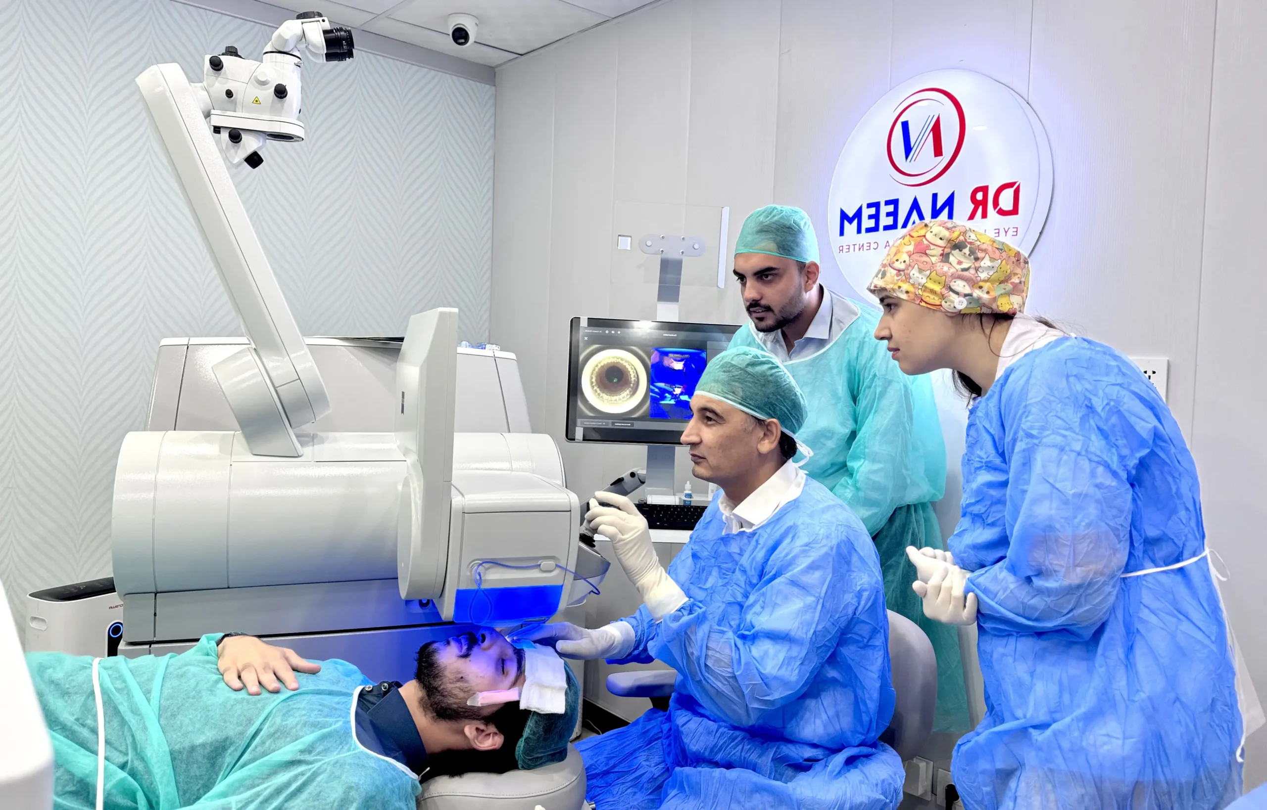 Ophthalmologist reviewing corneal topography to assess SMILE Pro or LASIK suitability